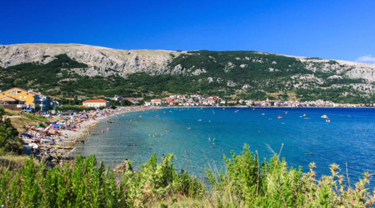 Apartments Myrjam Baska  Bagian luar foto