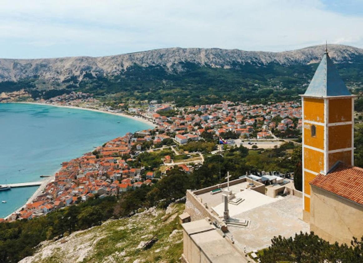 Apartments Myrjam Baska  Bagian luar foto