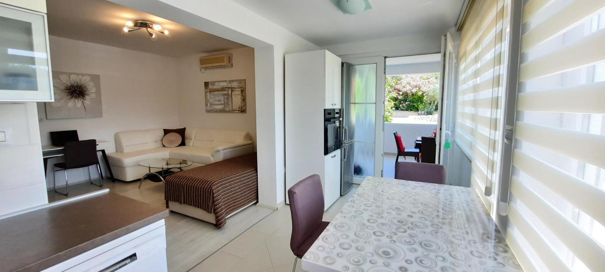Apartments Myrjam Baska  Bagian luar foto
