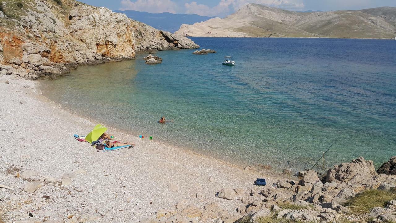 Apartments Myrjam Baska  Bagian luar foto