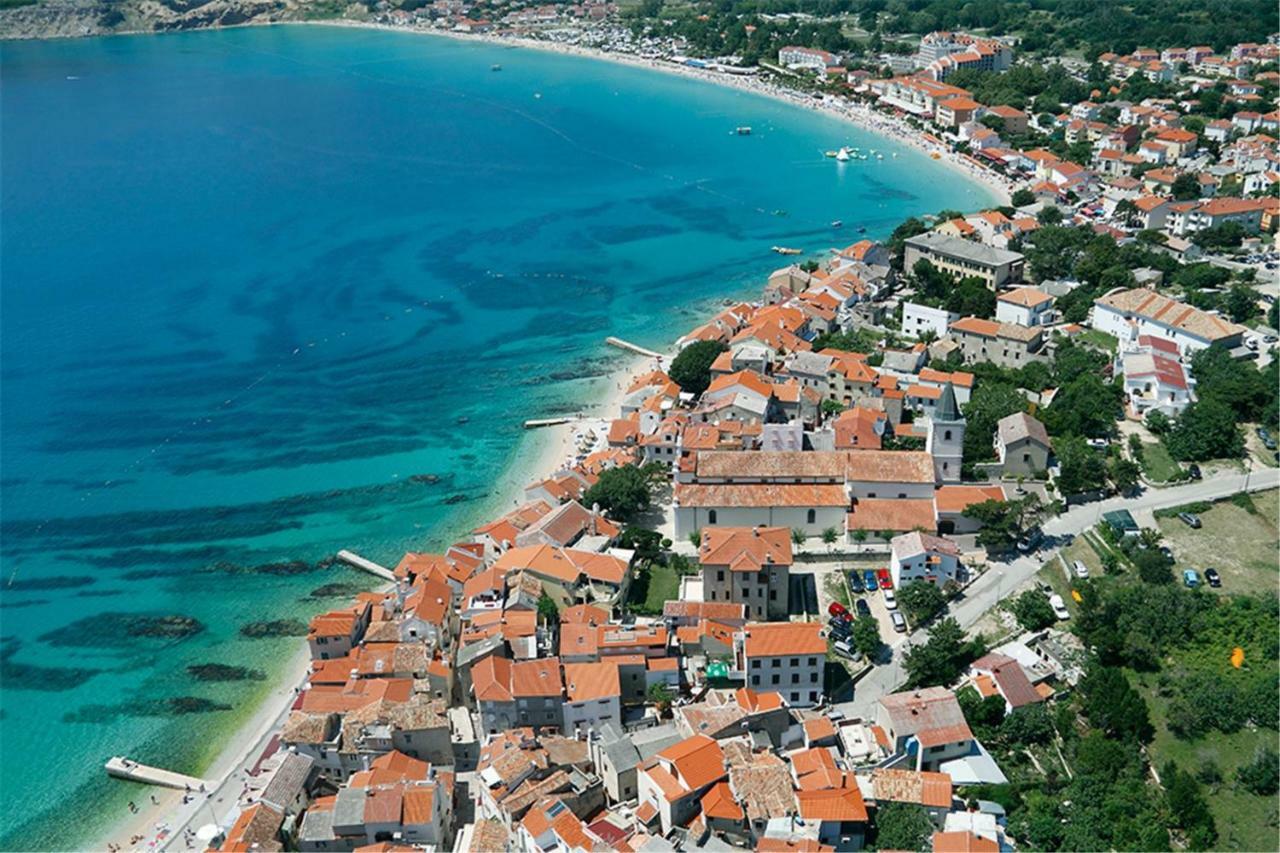 Apartments Myrjam Baska  Bagian luar foto