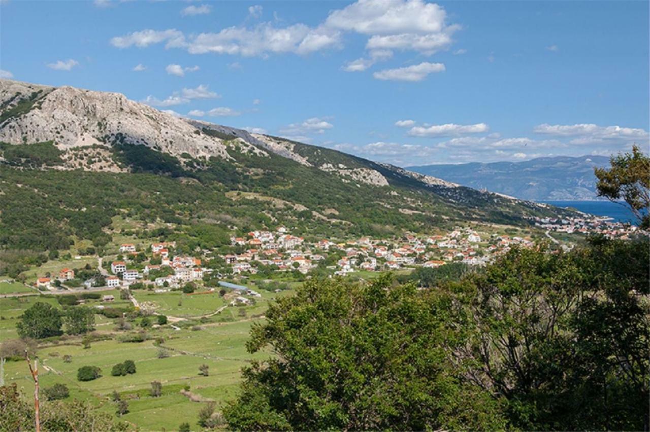 Apartments Myrjam Baska  Bagian luar foto